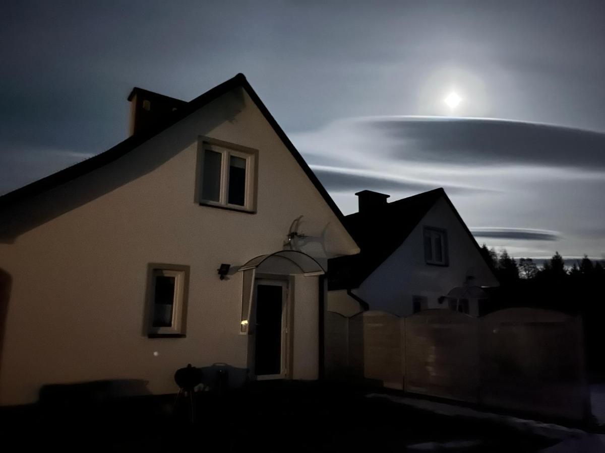Domki Nad Stawem Uherce Uherce Mineralne Esterno foto