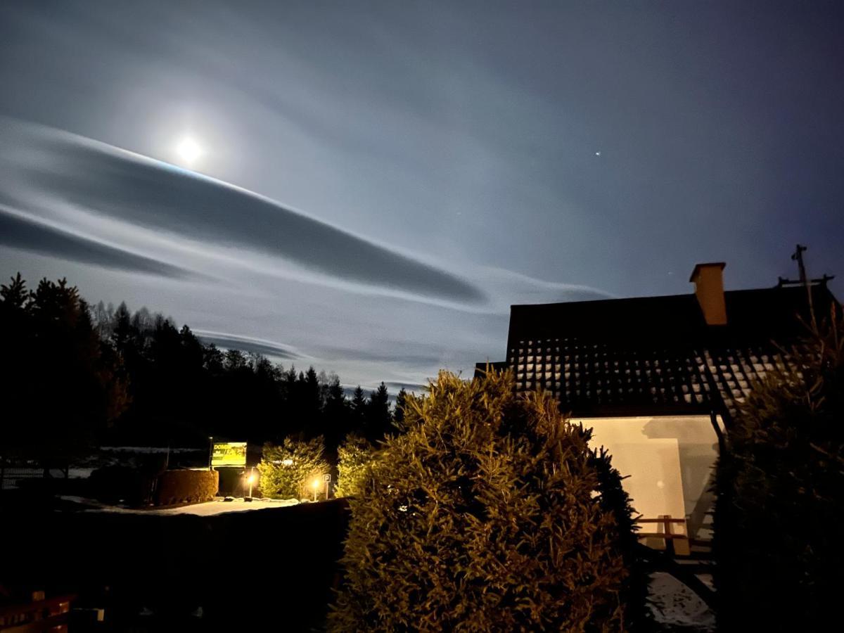 Domki Nad Stawem Uherce Uherce Mineralne Esterno foto